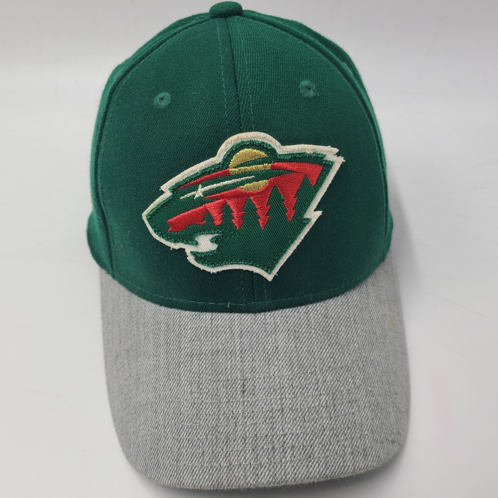 Minnesota Wild Hat Fitted S-M CCM Green Gray NHL Hockey Logo Acrylic Blend Men‎